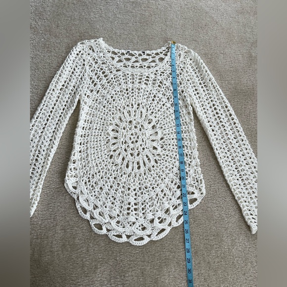 Crochet Top - Shirt - Swimsuit Cover - Picture 3 of 6